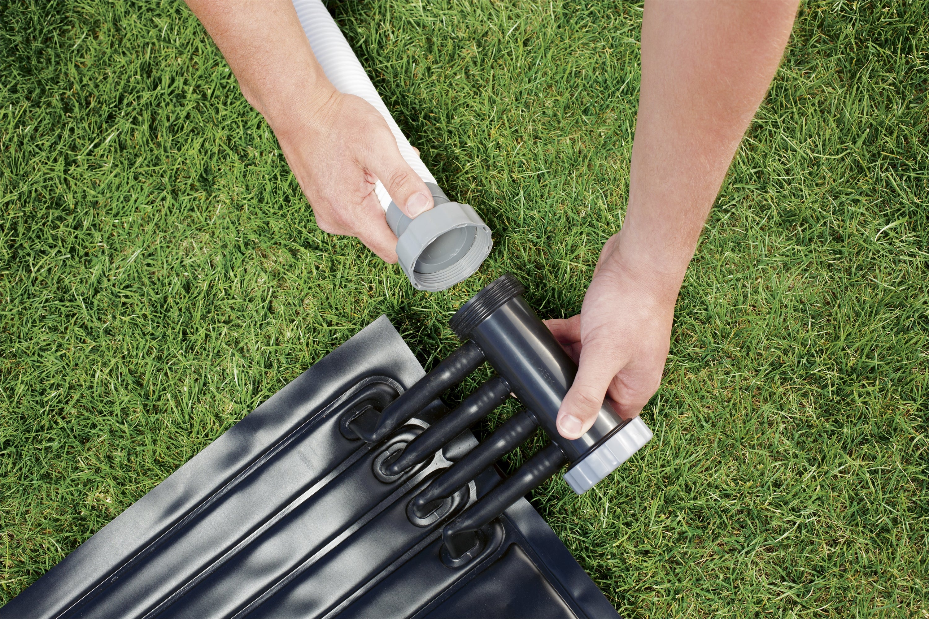 Tapis chauffant solaire rectangulaire Flowclear 43'' x 67'' pour piscines hors sol