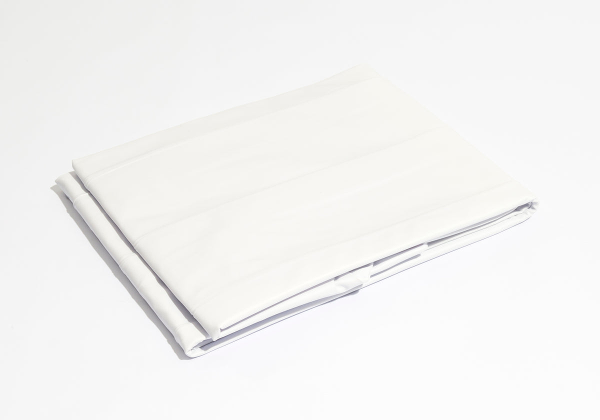 SaluSpa 77" x 28" Round Inflatable Hot Tub Cover, White
