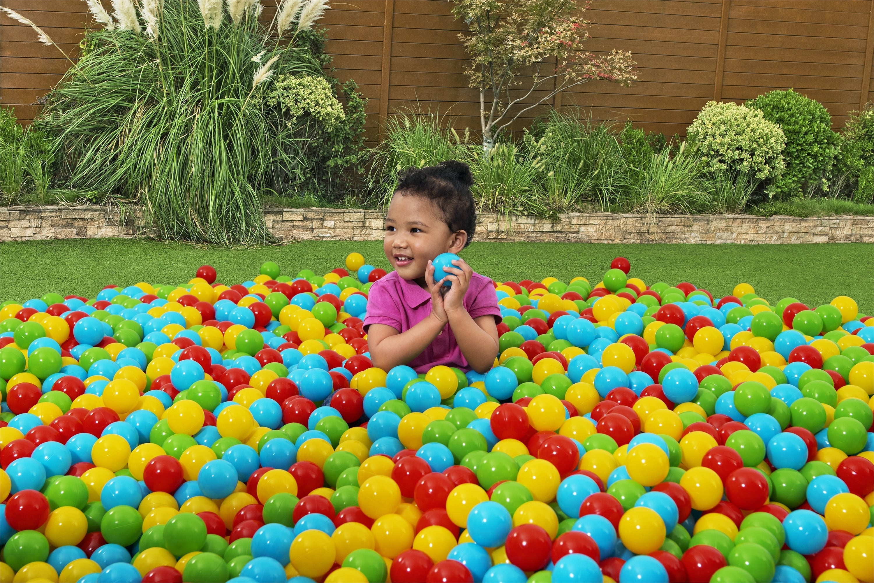 Bestway Splash & Play Lot de 250 balles pour piscine à balles, multicolore, 5,8 cm, à partir de 1 an | Balles de jeu en plastique robuste, utilisables avec ou sans eau, matériau résistant à la perforation, développement de la motricité, couture hermétique