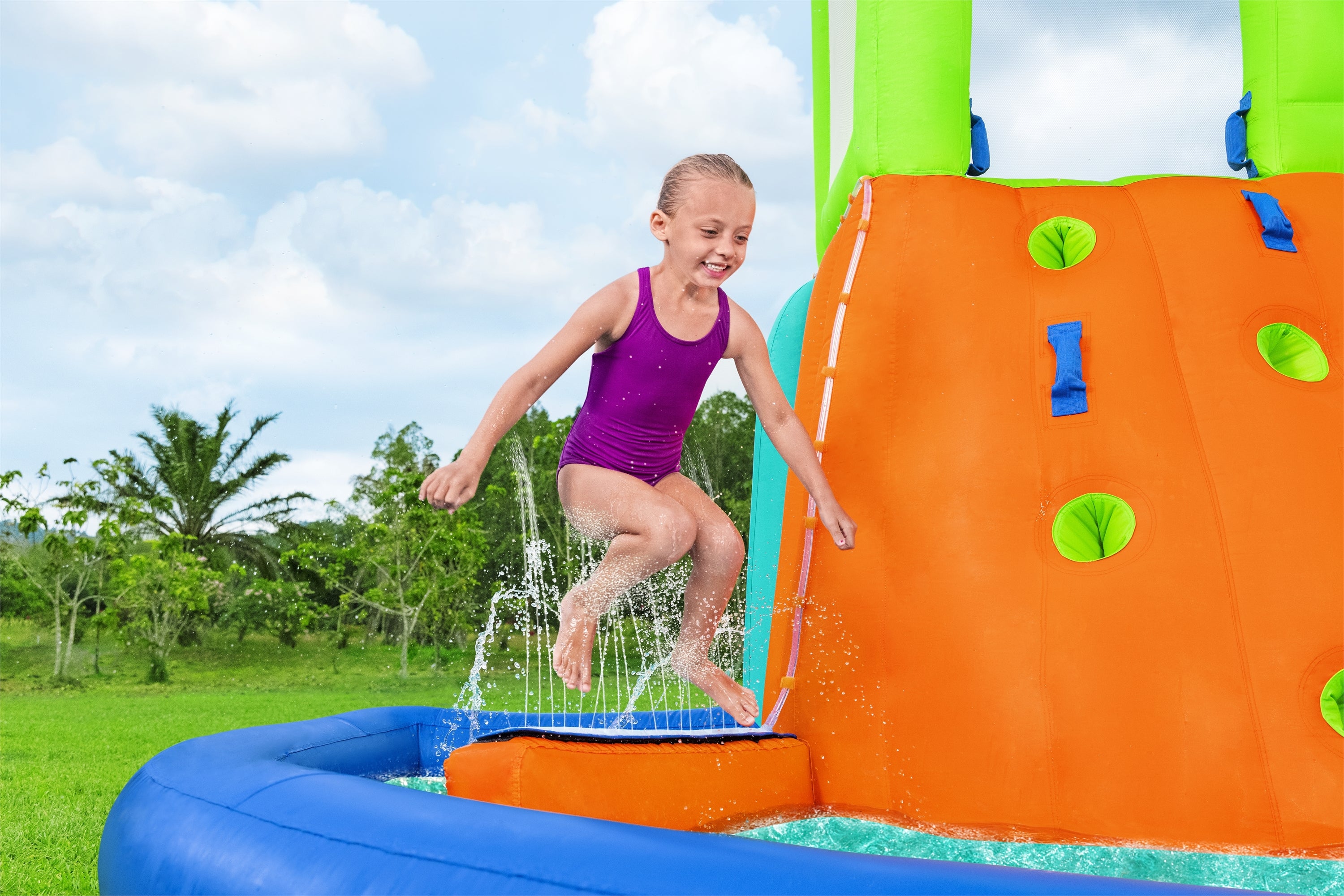 H2OGO! HydroHangout Kids Inflatable Water Park 8'5"