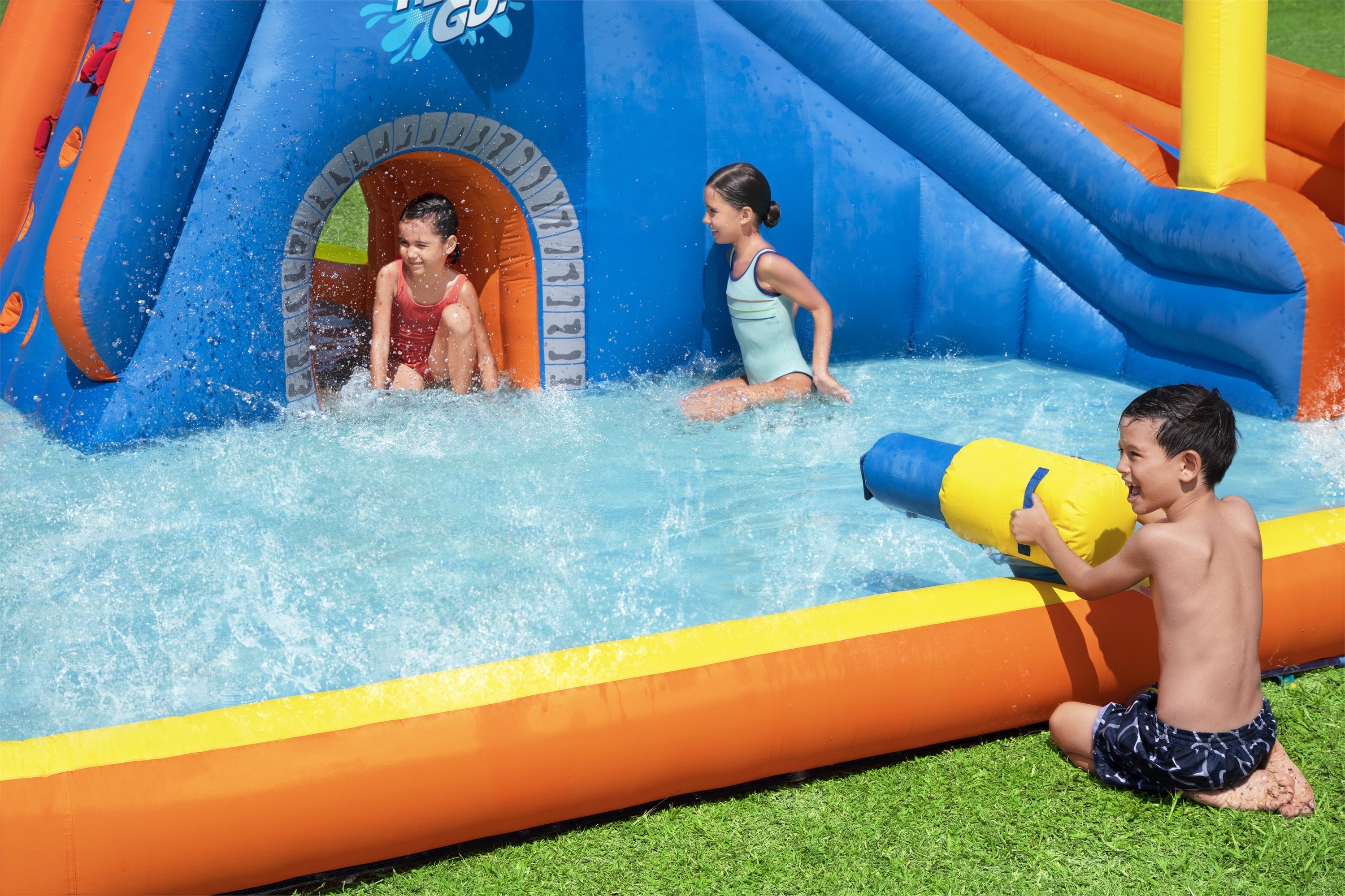 H2OGO! Super Speedway Kids Inflatable Water Park 8’8”