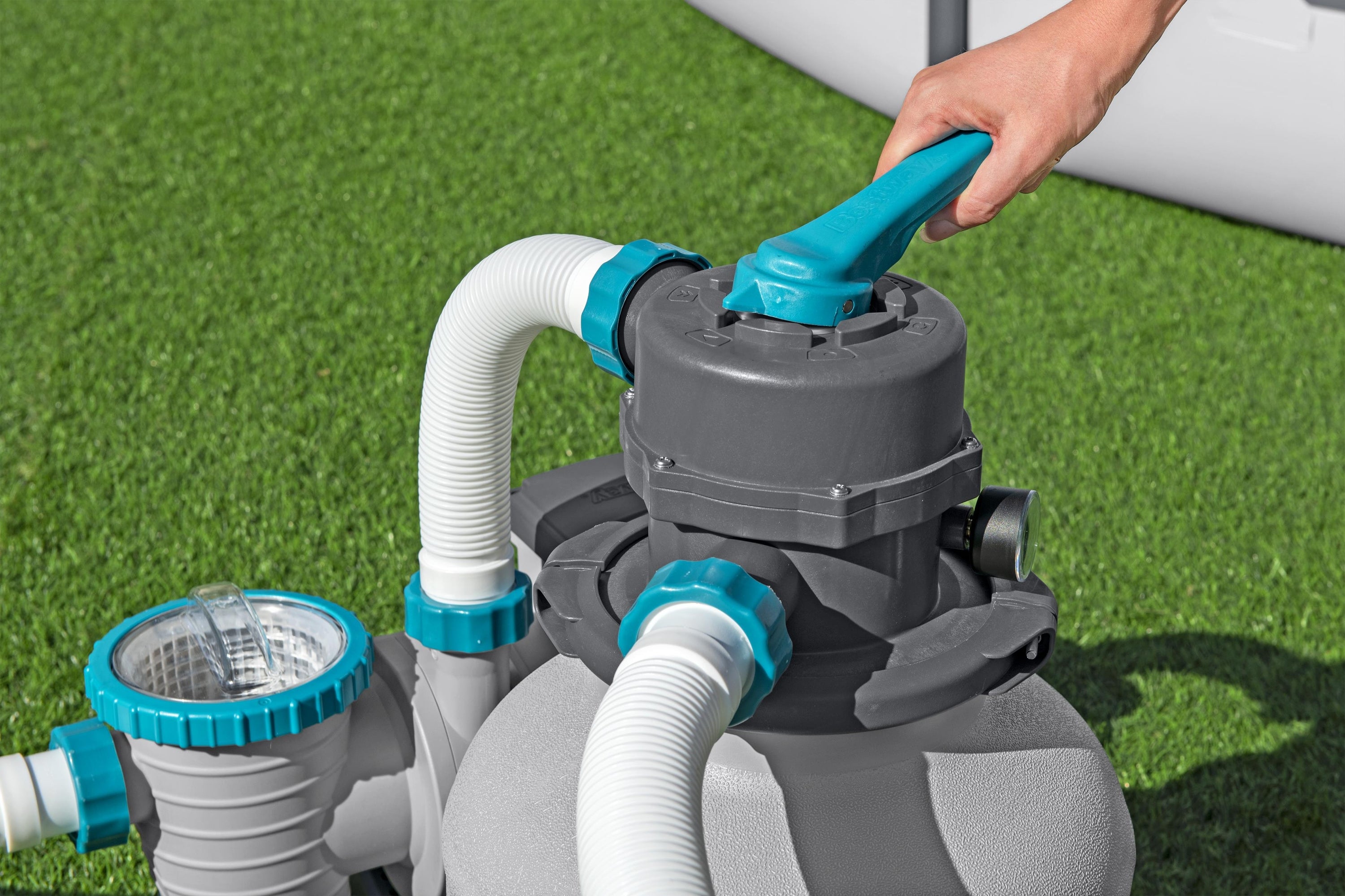 Pompe de filtration à sable Bestway 2 200 gallons pour piscine hors sol