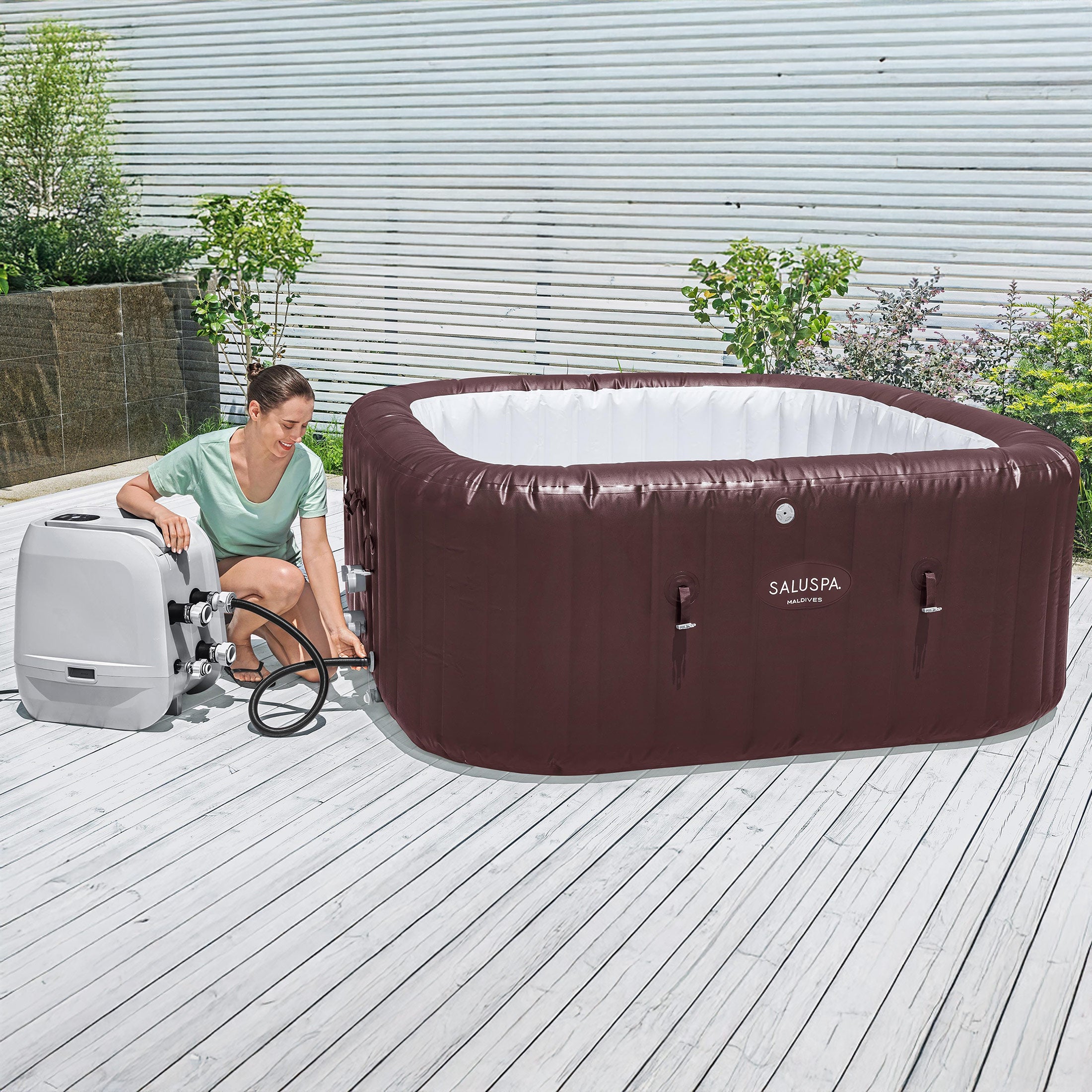 SaluSpa Maldives Energy-Efficient Smart HydroJet Pro Inflatable Hot Tub with App Control 5-7 person